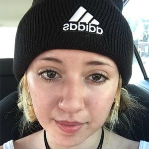 Meet your Posher, Lilly